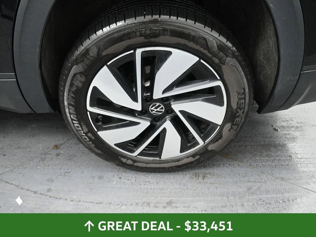 Used 2025 Volkswagen Atlas SE image 15