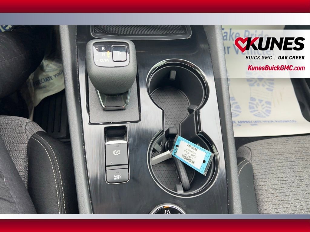 Used 2022 Nissan Rogue SV image 20