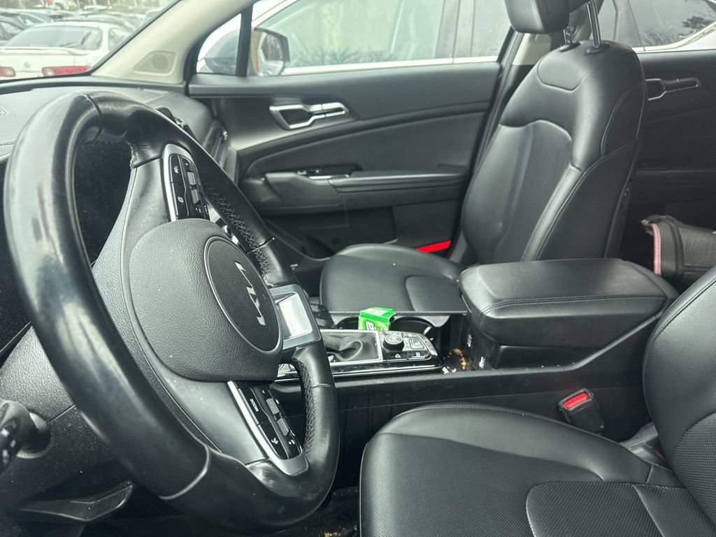 Certified 2023 Kia Sportage EX image 5
