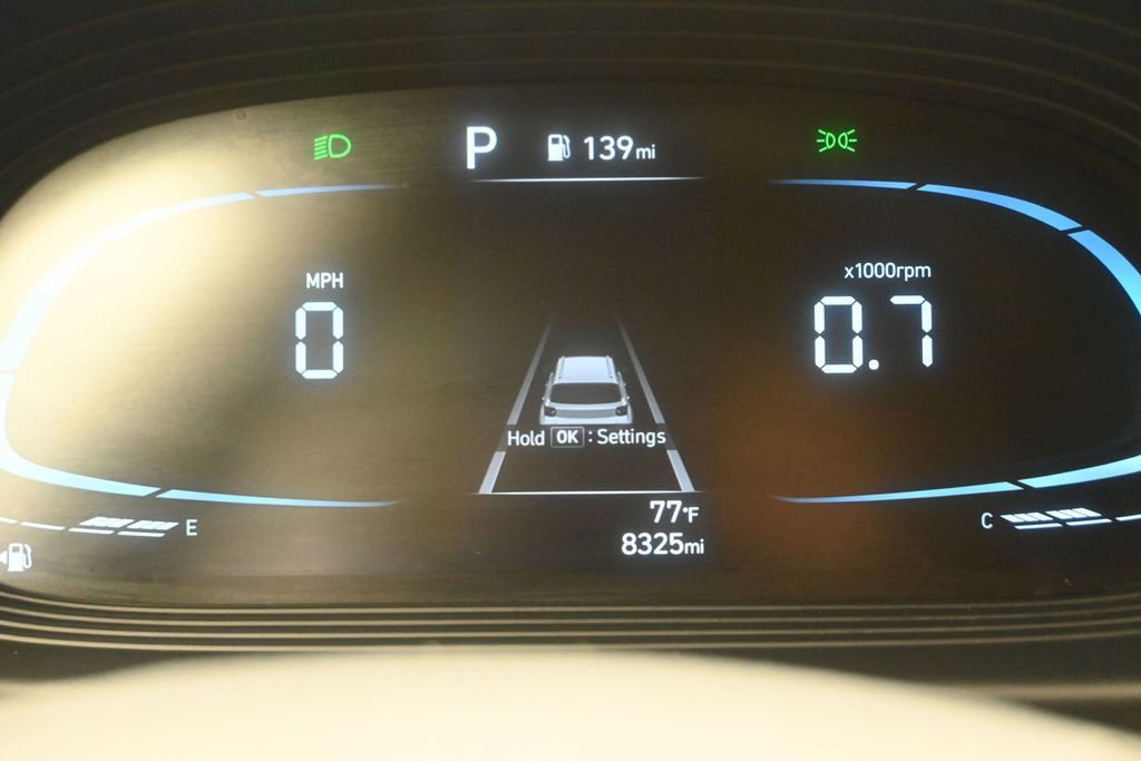 Used 2023 Hyundai Venue SEL w/ Cargo Package FWD image 13