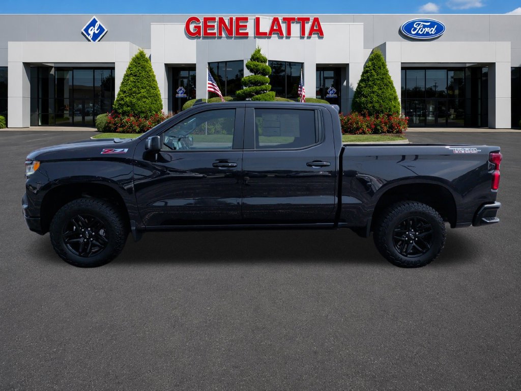 Used 2023 Chevrolet Silverado 1500 LT Trail Boss w/ LT Trail Boss Premium Package AWD/4WD image 13