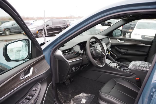 New 2026 Jeep Grand Cherokee L Limited image 10