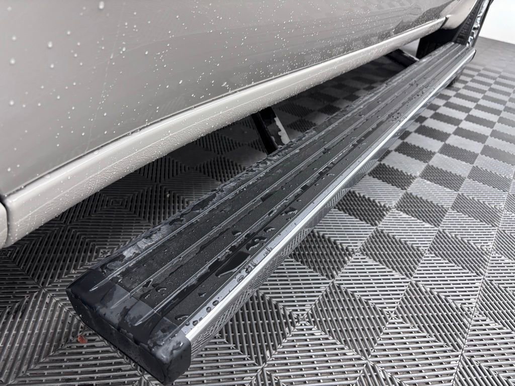 New 2026 GMC Sierra 1500 Denali Ultimate w/ LPO, Black Badging Package image 19