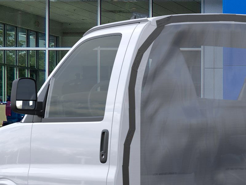 New 2026 GMC Savana 4500 w/ Power Convenience Package RWD image 36