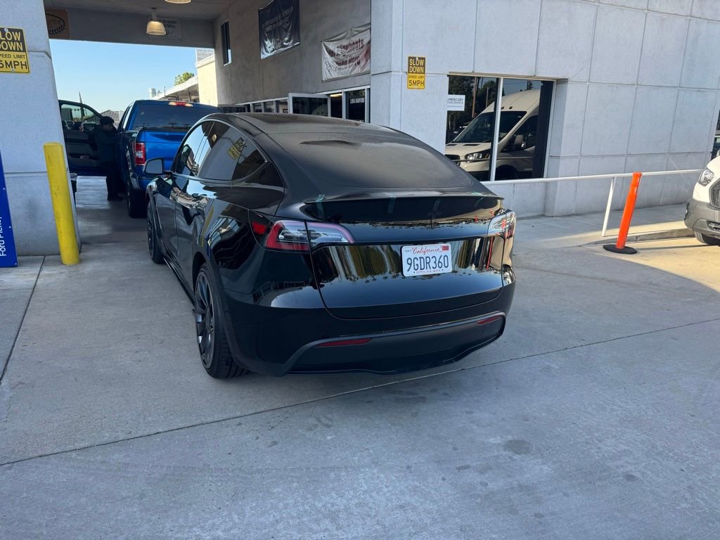 Used 2023 Tesla Model Y Performance AWD/4WD image 2