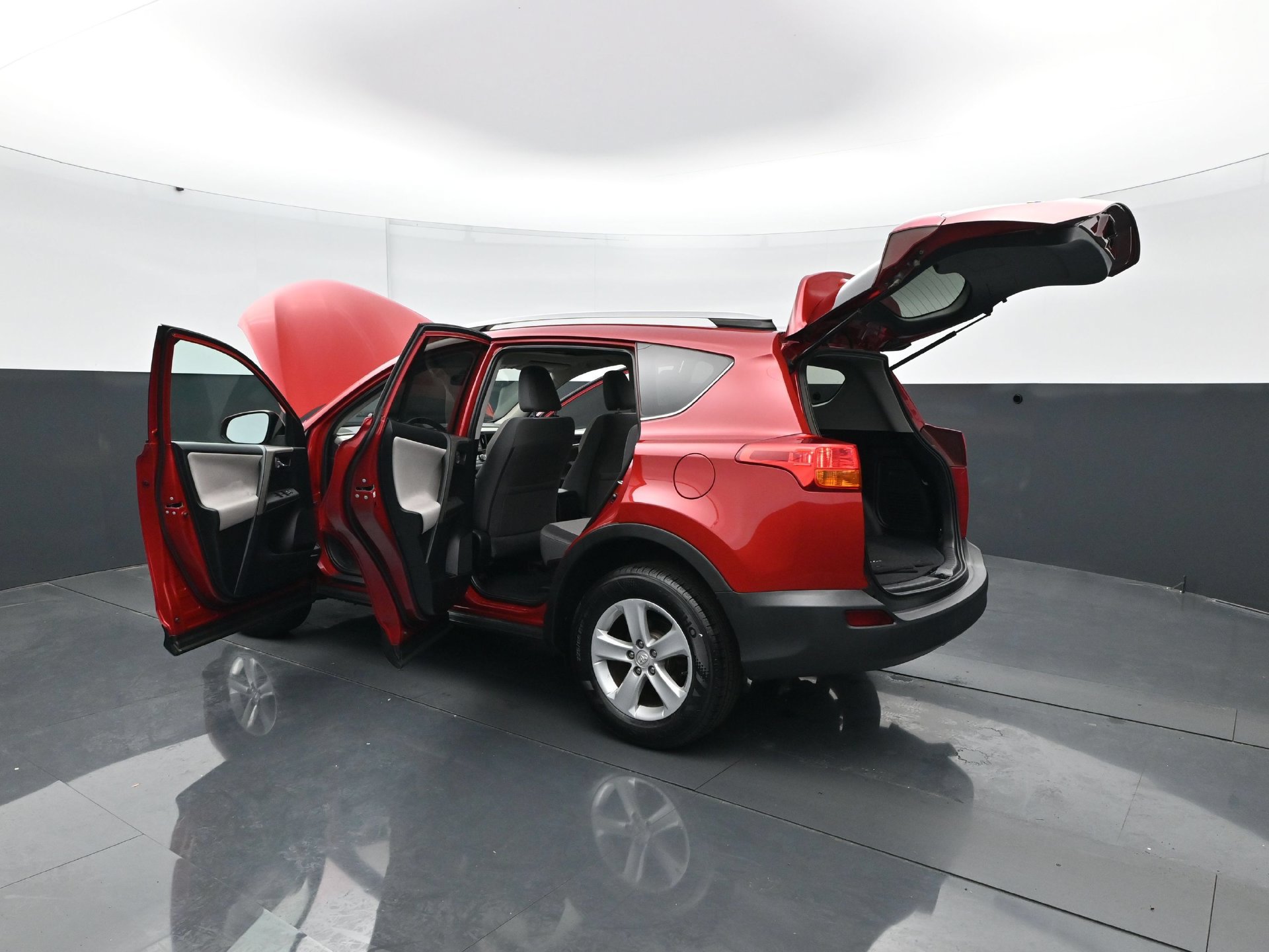 Used 2014 Toyota RAV4 XLE AWD/4WD image 31