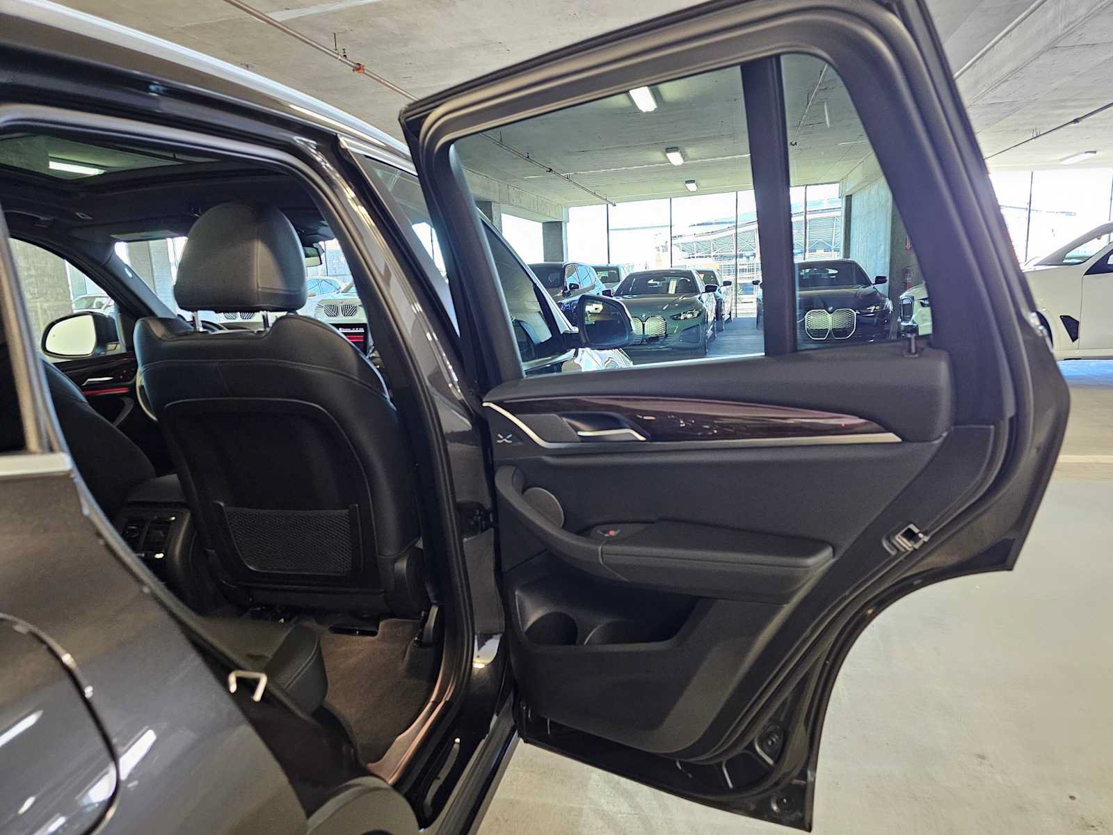 Used 2023 BMW X3 xDrive30i w/ Premium Package AWD/4WD image 32