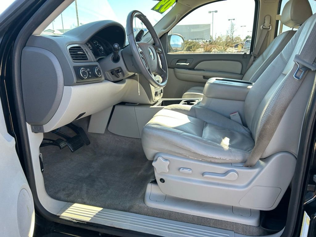 Used 2009 Chevrolet Tahoe LT w/ Suspension Package, Off-Road image 30