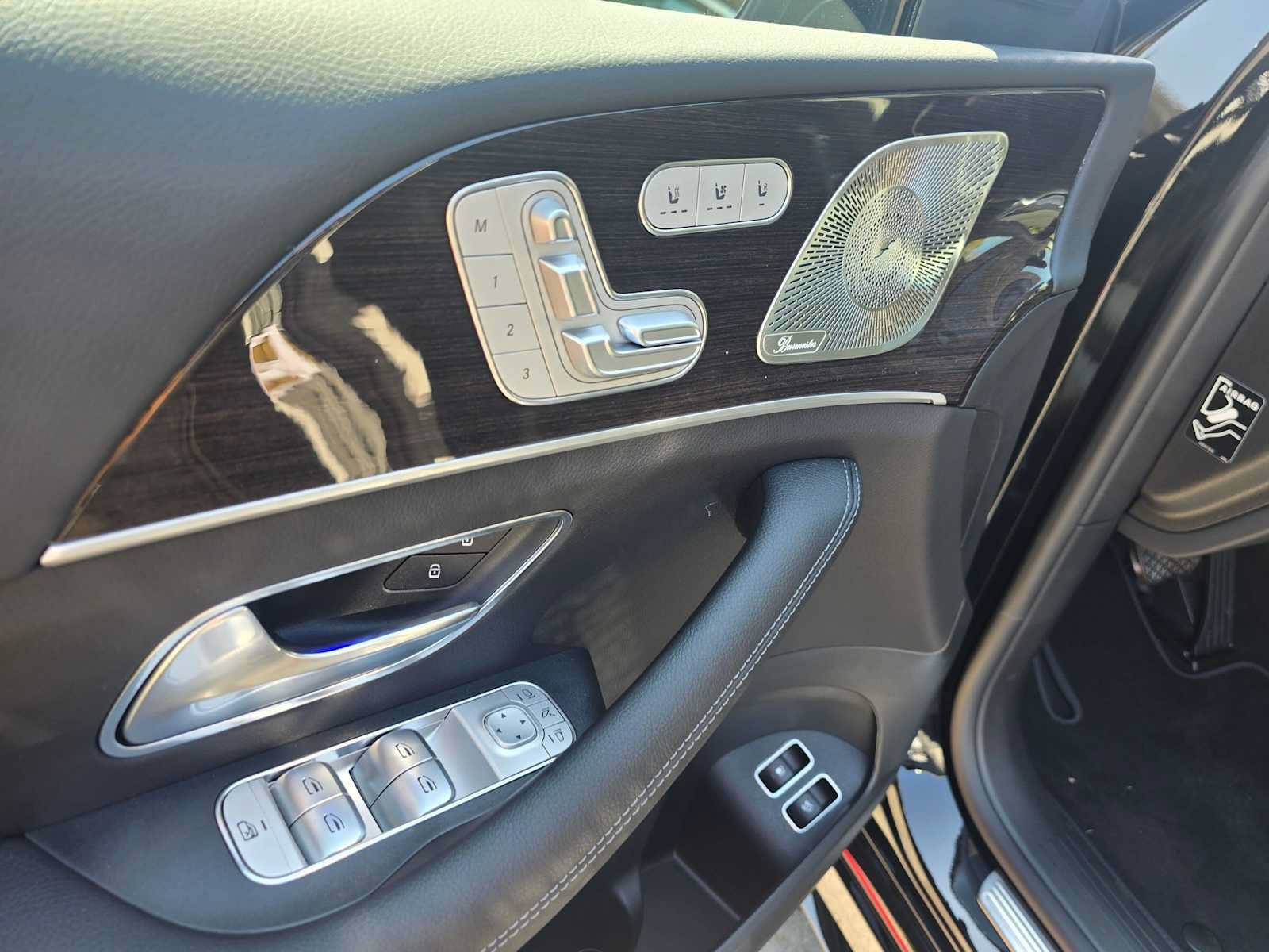 New 2026 Mercedes-Benz GLE 450e 4MATIC image 21