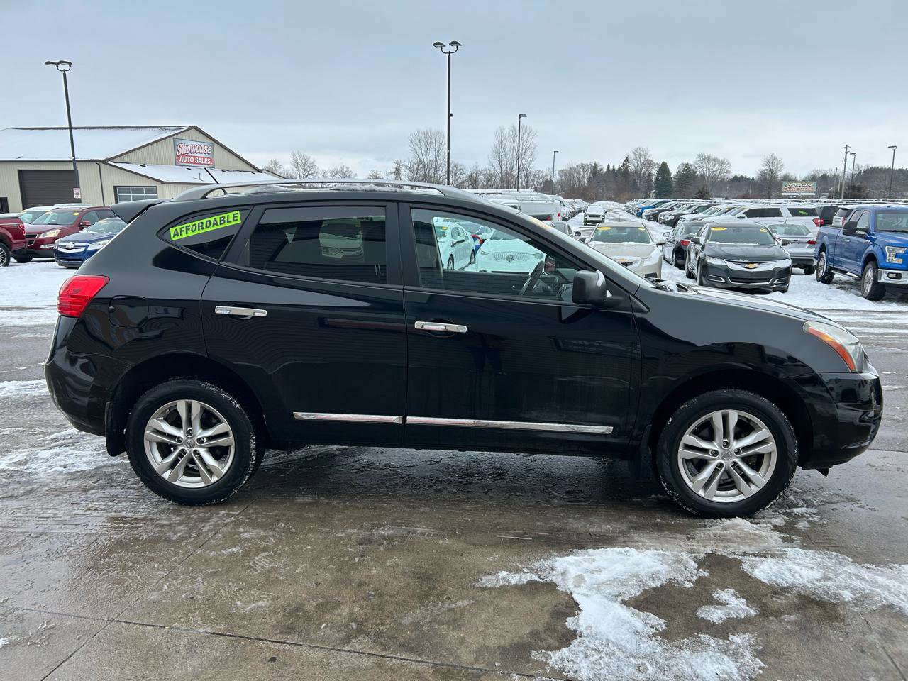 Used 2015 Nissan Rogue S w/ Convenience Package image 4