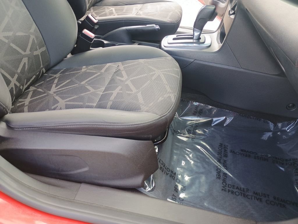 Used 2013 Ford Fiesta SE w/ Super Fuel Economy Pkg image 22