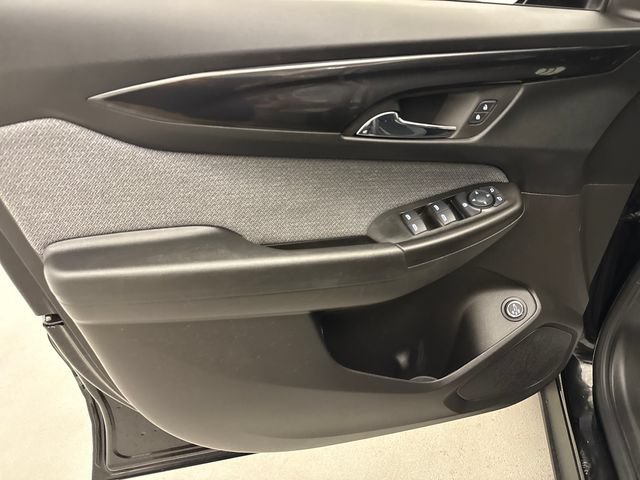Used 2025 Chevrolet TrailBlazer LT w/ Convenience Package AWD/4WD image 11