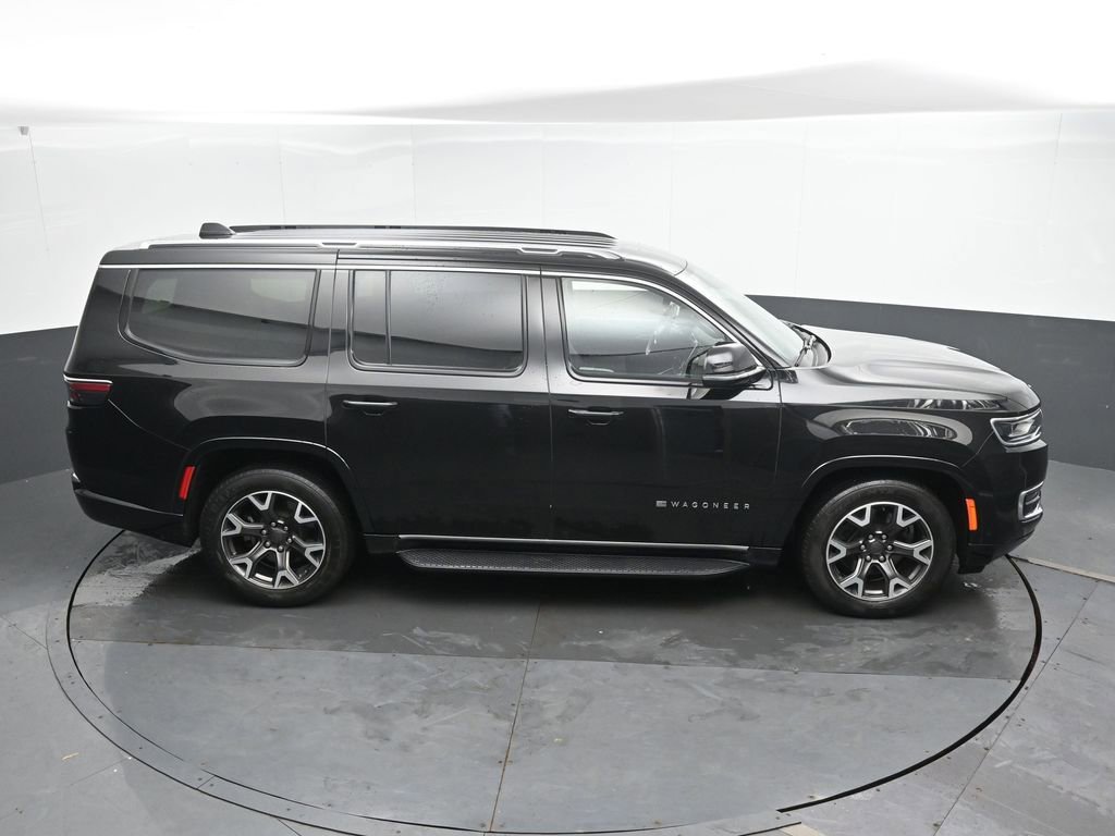 Used 2024 Jeep Wagoneer Series III AWD/4WD image 34