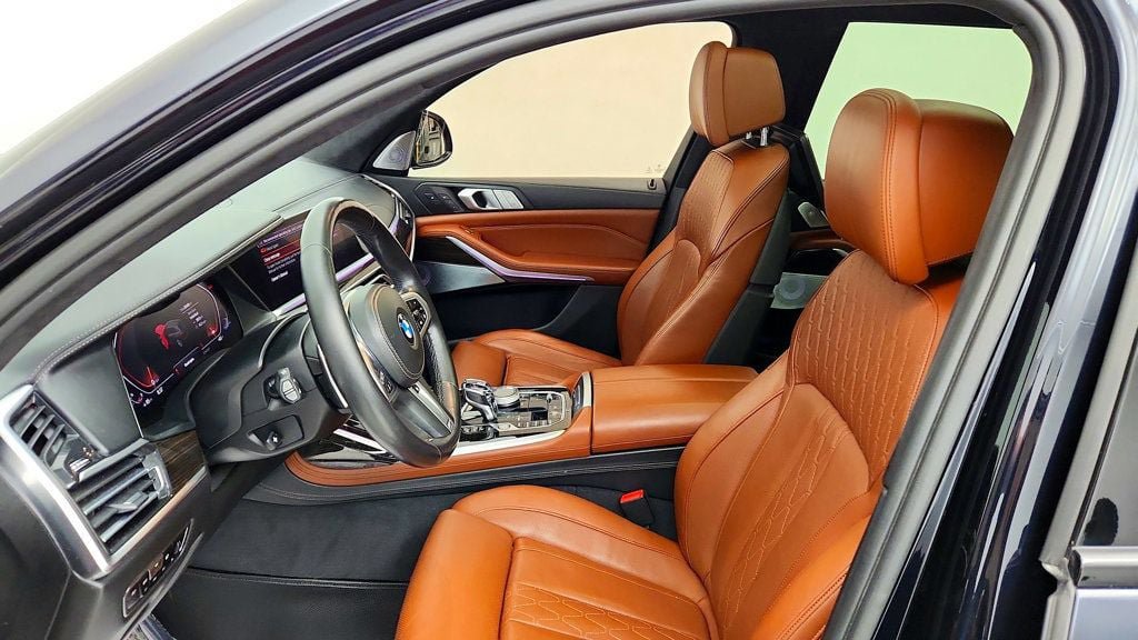 Used 2019 BMW X7 xDrive50i w/ M Sport Package AWD/4WD image 20