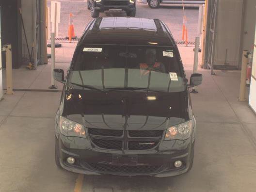 Used 2017 Dodge Grand Caravan GT FWD image 2