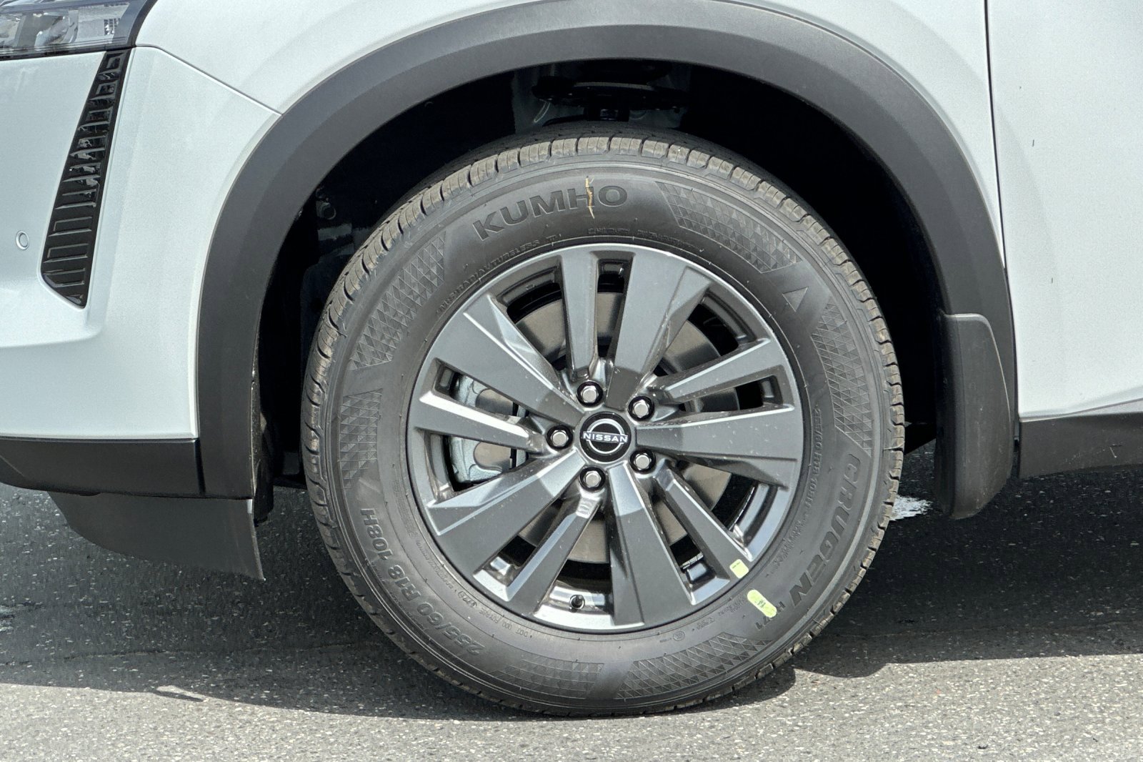 New 2026 Nissan Pathfinder SV image 26