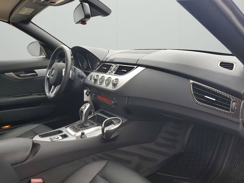 Used 2009 BMW Z4 sDrive35i image 14