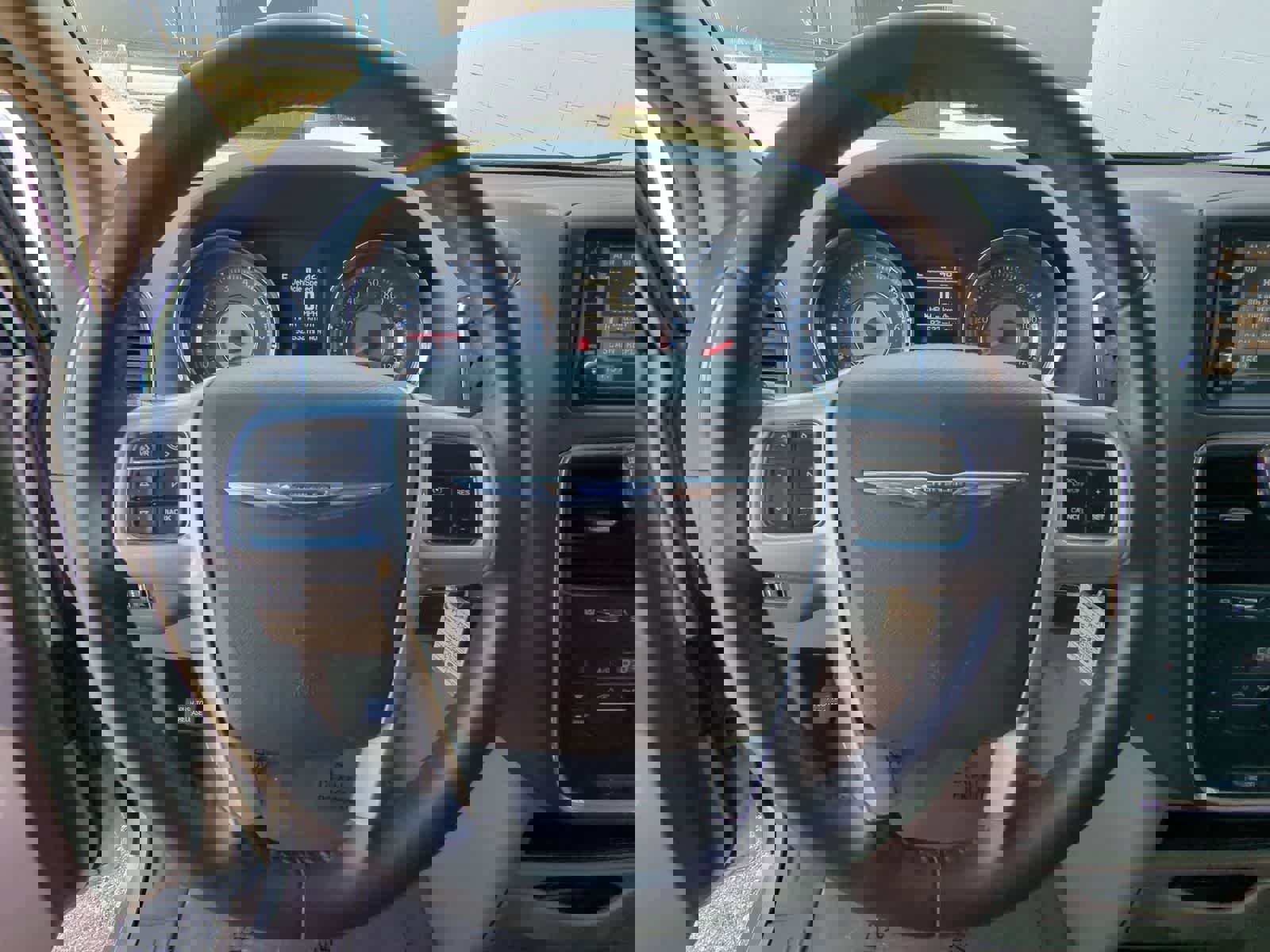 Used 2013 Chrysler Town & Country Touring image 22