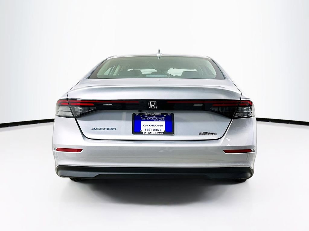 Used 2025 Honda Accord LX image 15