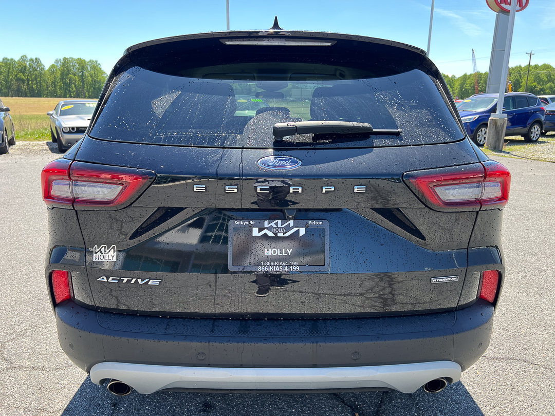 Used 2023 Ford Escape Active w/ Tech Pack #1 AWD/4WD image 4