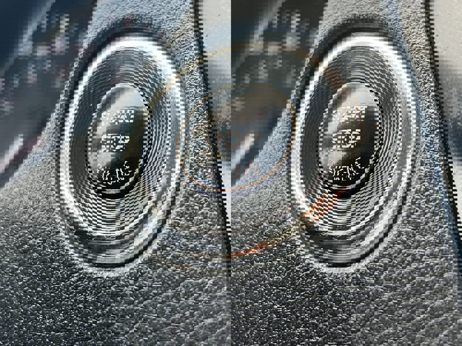 Used 2017 Nissan Rogue SV image 23