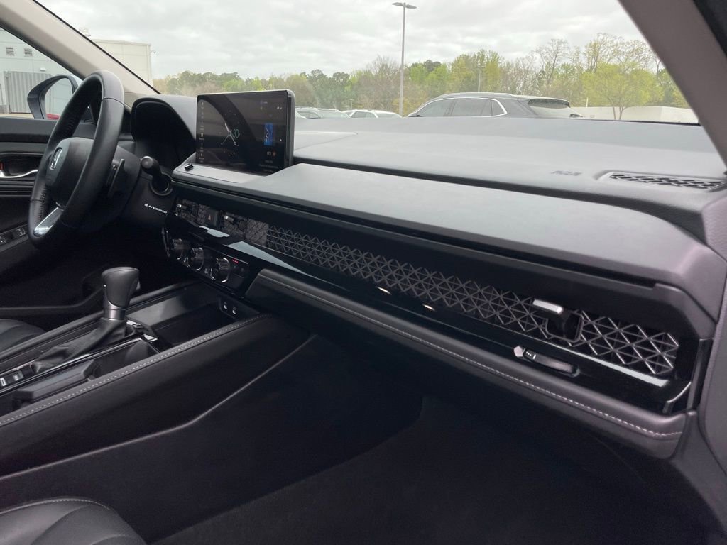 Certified 2025 Honda Accord Touring image 34