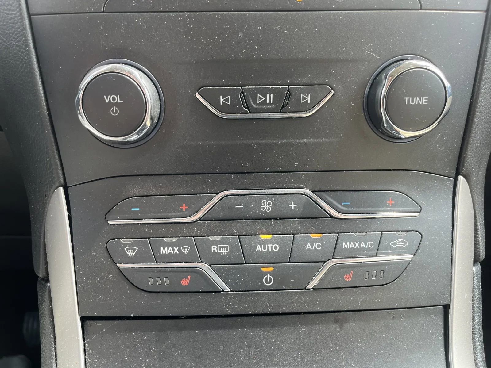 Used 2019 Ford Edge SEL w/ Equipment Group 201A image 14