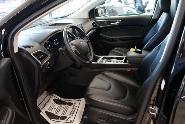 Used 2022 Ford Edge Titanium image 24