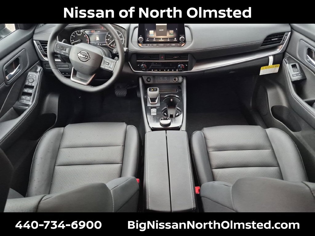 New 2026 Nissan Rogue Dark Armor AWD/4WD image 17