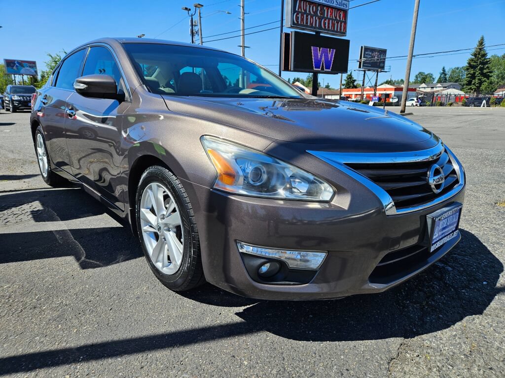 Used 2013 Nissan Altima 2.5 SL w/ 2.5 Moonroof Pkg FWD image 6