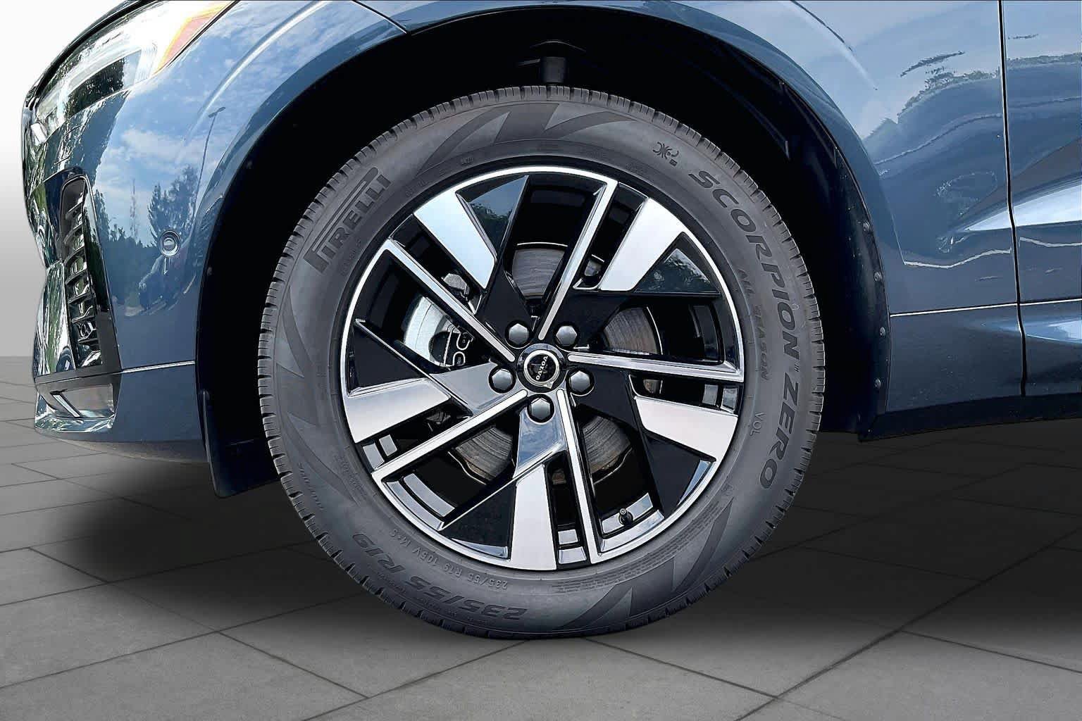 Used 2026 Volvo XC60 B5 Plus w/ Climate Package AWD/4WD image 10