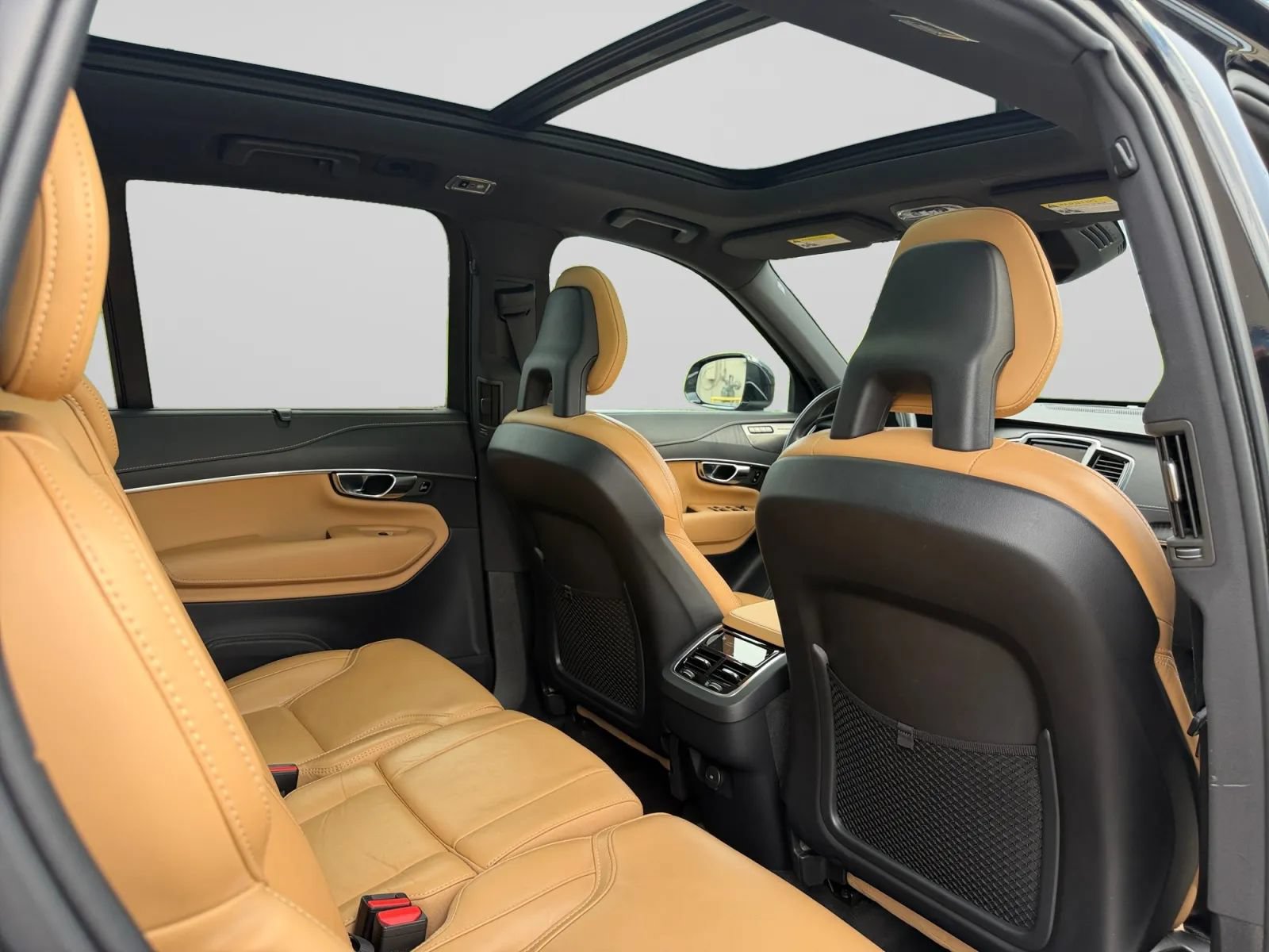Used 2022 Volvo XC90 T6 Inscription w/ Advanced Package AWD/4WD image 30