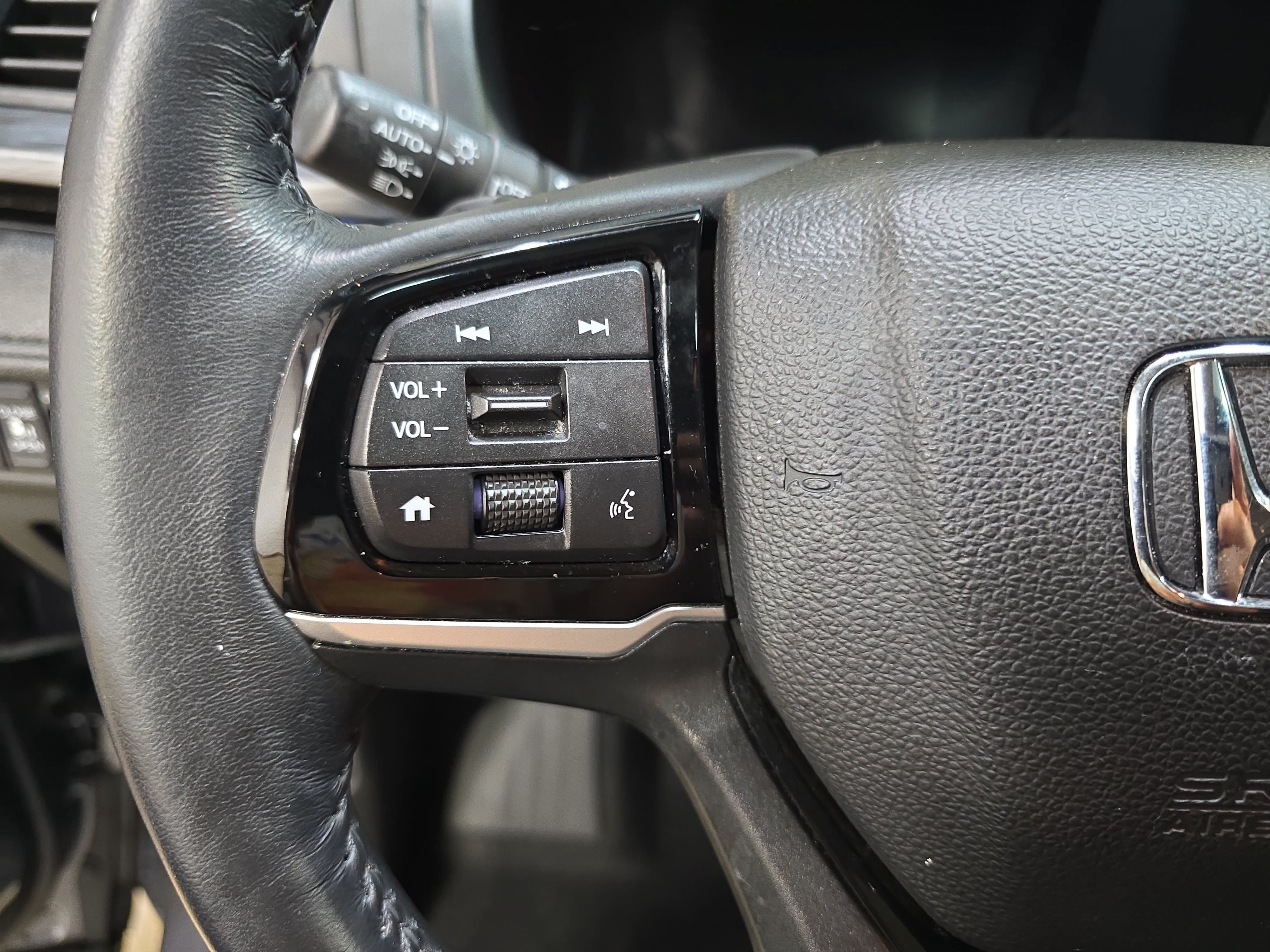 Certified 2025 Honda Odyssey Elite image 14