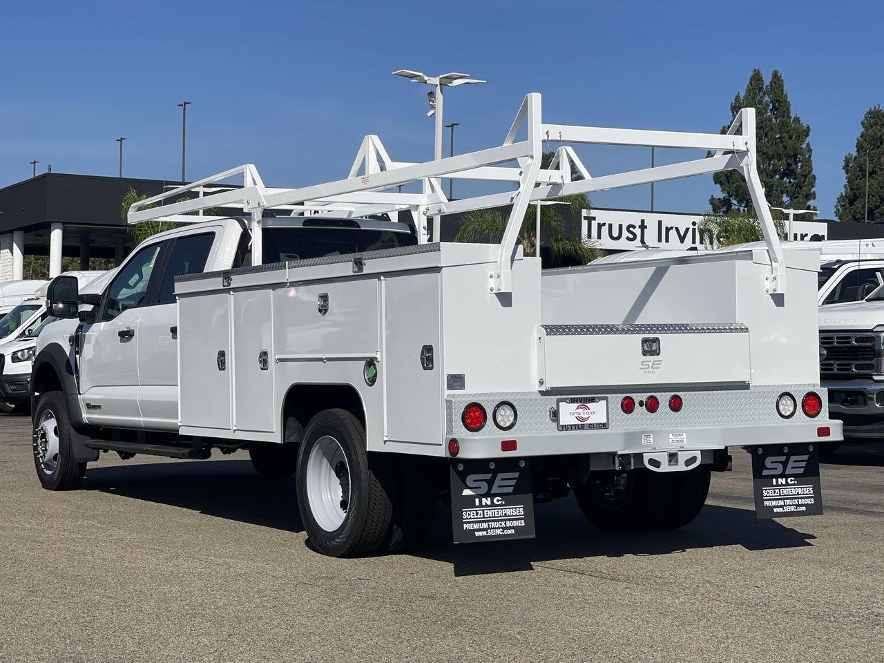 New 2026 Ford F550 2WD Crew Cab Super Duty image 4