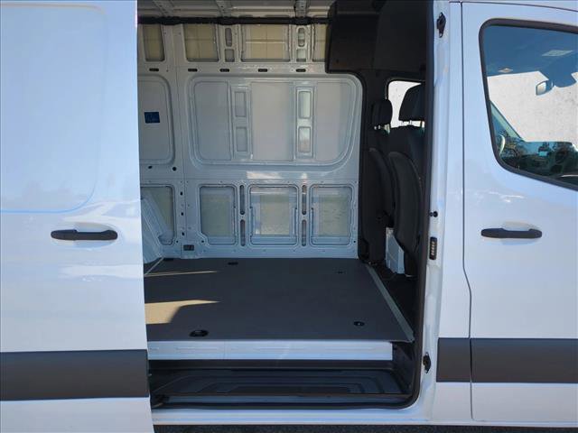 New 2025 Mercedes-Benz Sprinter 2500 image 14