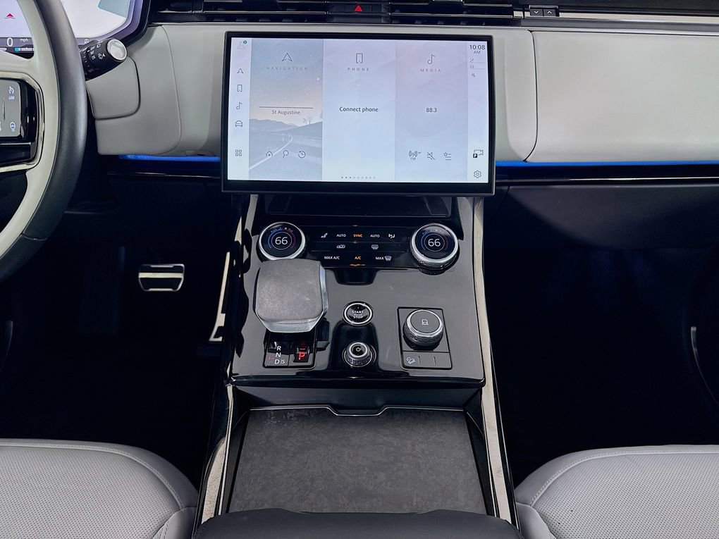 Used 2023 Land Rover Range Rover Sport SE Dynamic image 33