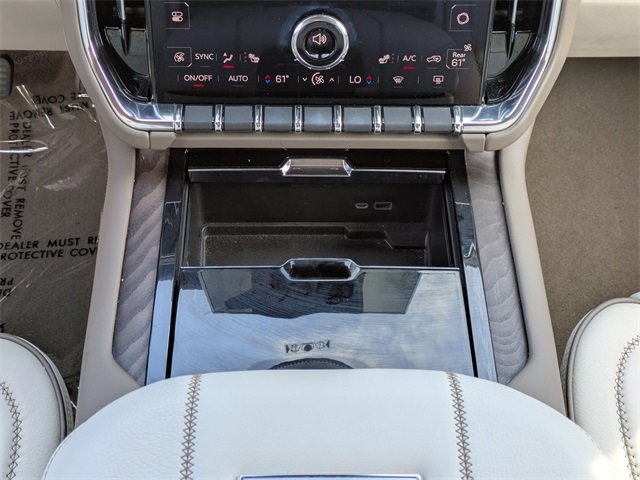 Used 2025 GMC Yukon Denali image 22