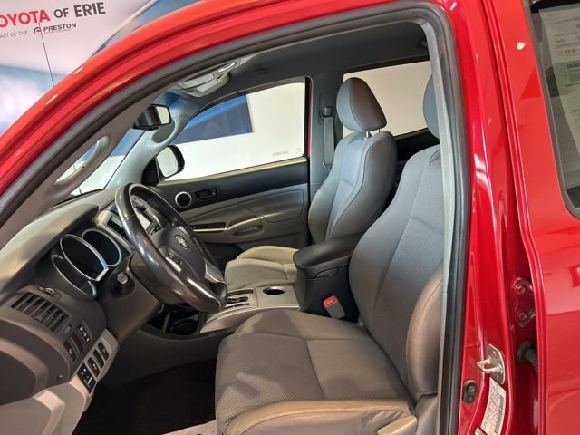 Used 2013 Toyota Tacoma 4x4 Double Cab w/ TRD Sport Pkg image 8