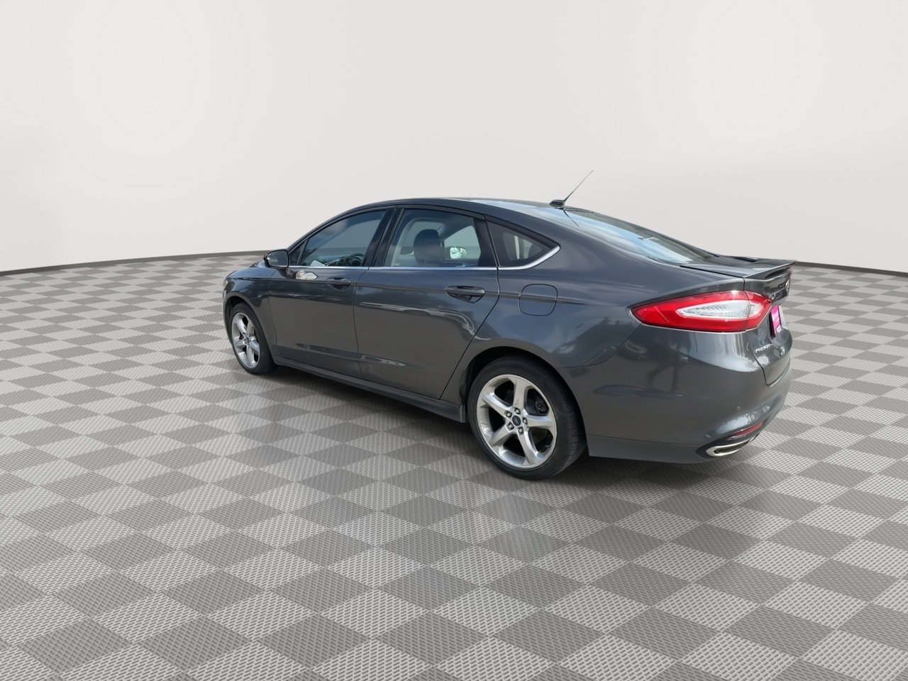 Used 2016 Ford Fusion SE AWD/4WD image 6