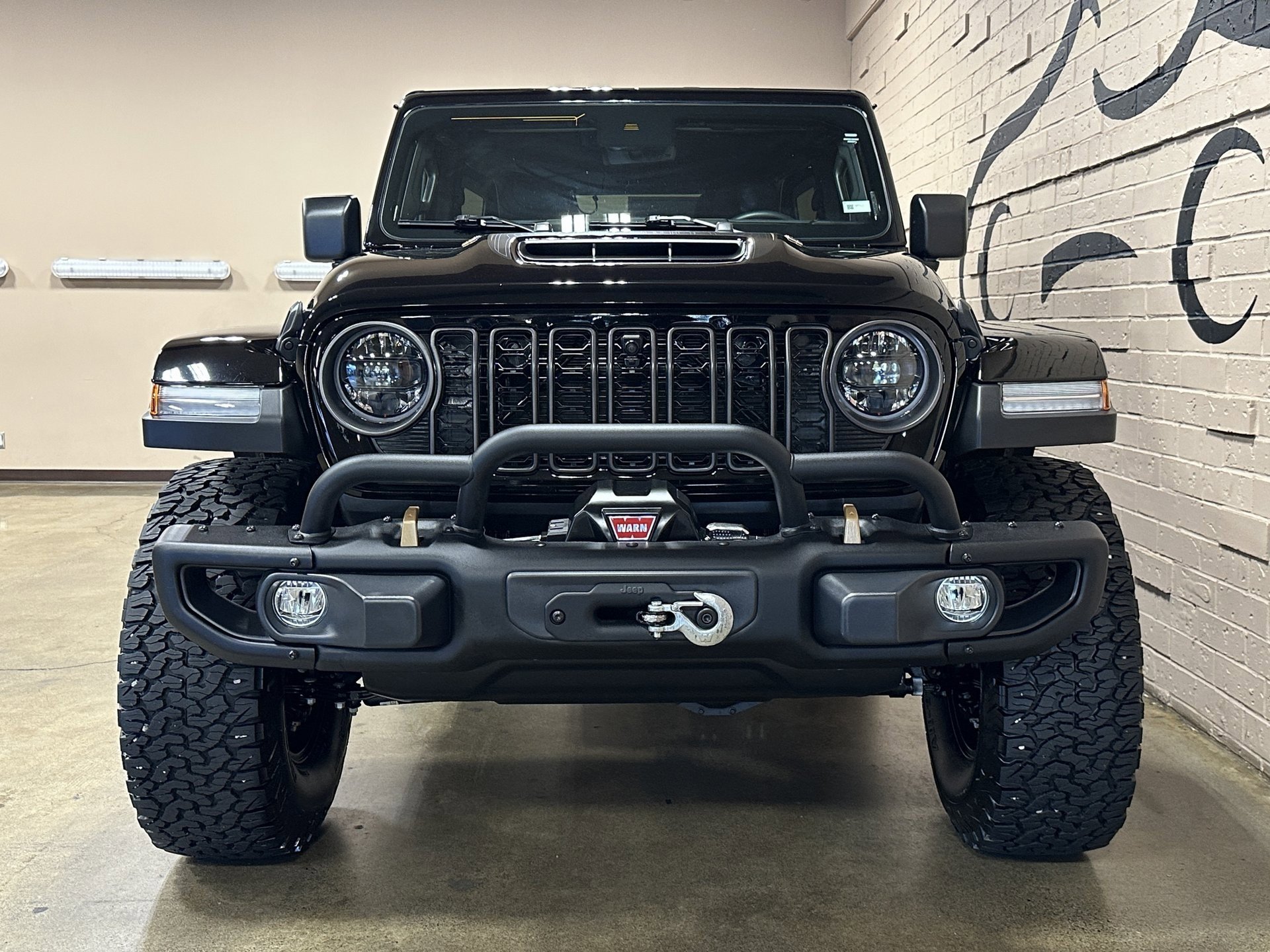 Used 2024 Jeep Wrangler Unlimited Rubicon 392 image 12