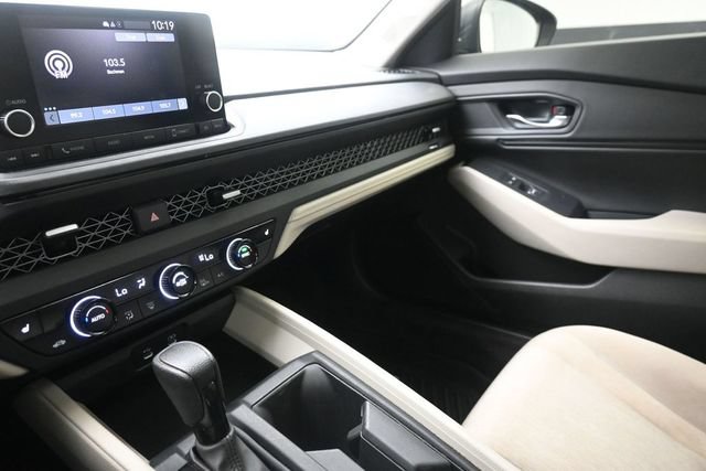 Used 2023 Honda Accord EX image 28