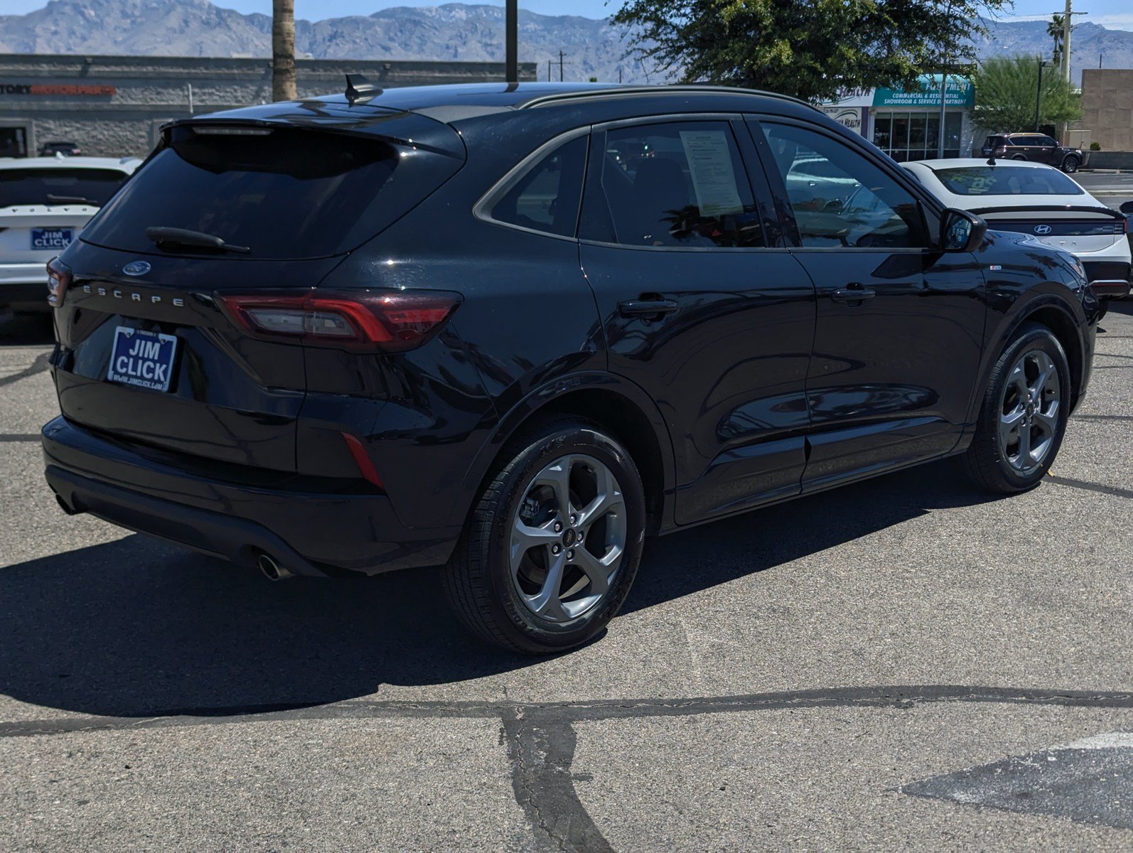 Certified 2023 Ford Escape ST-Line FWD image 2