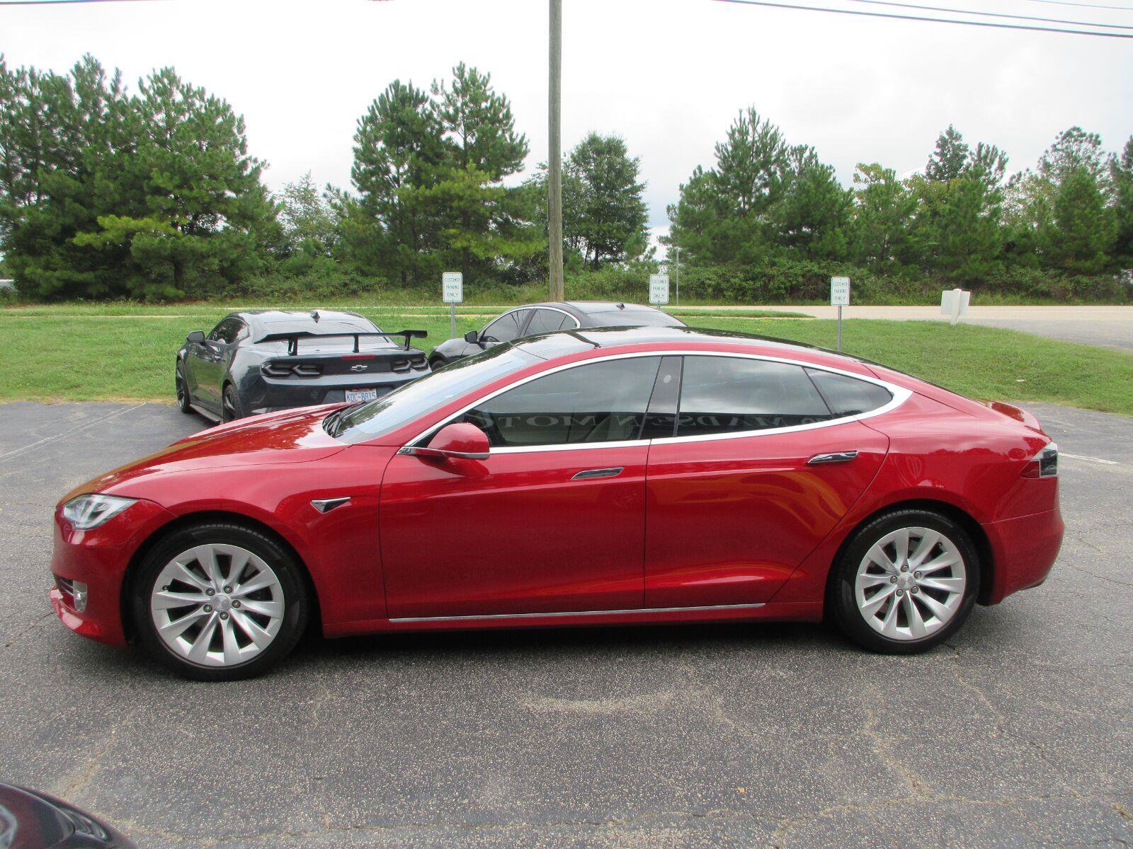 Used 2020 Tesla Model S Long Range Plus AWD/4WD image 8
