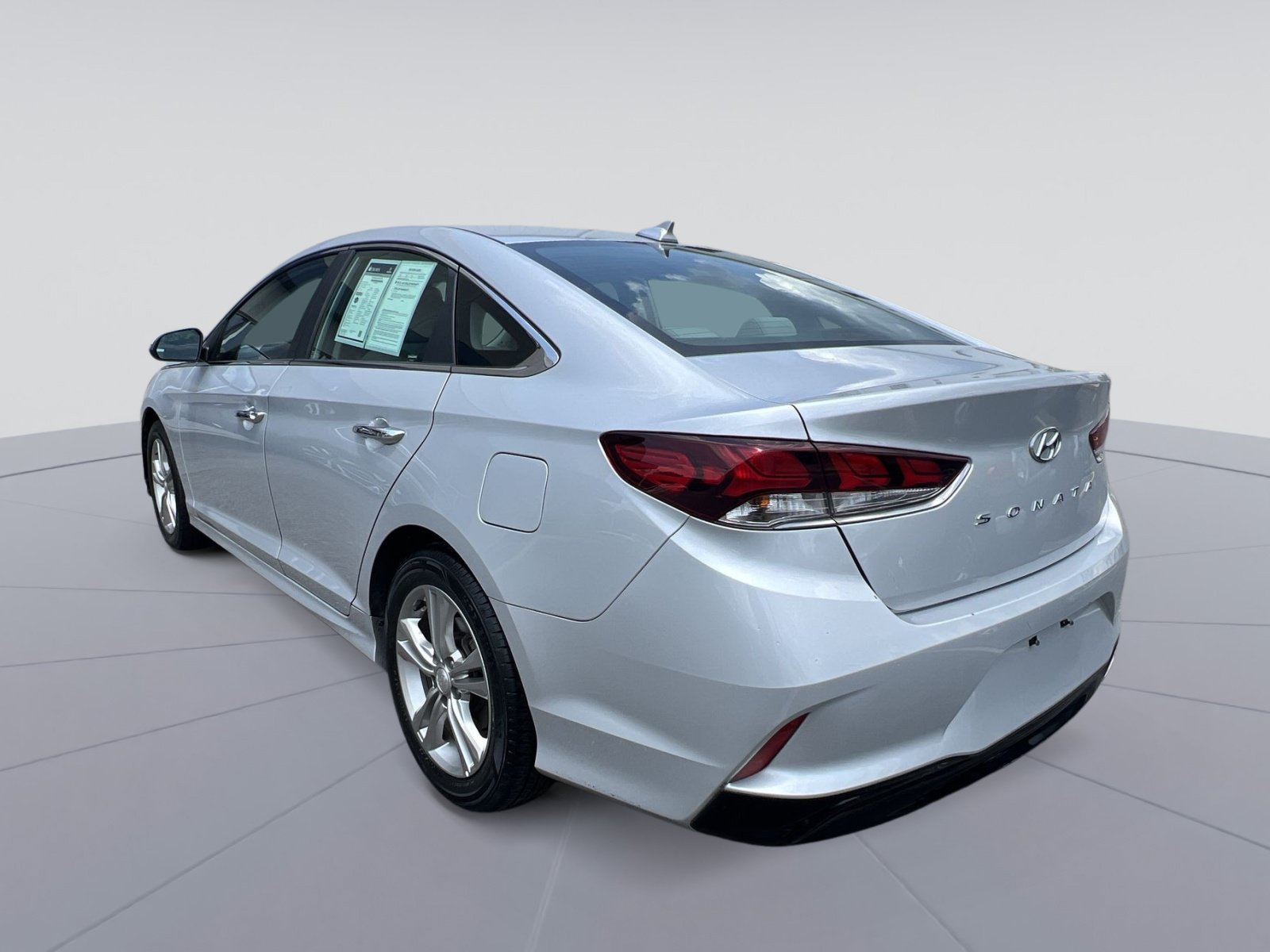 Used 2019 Hyundai Sonata SEL w/ Tech Package 02 FWD image 7