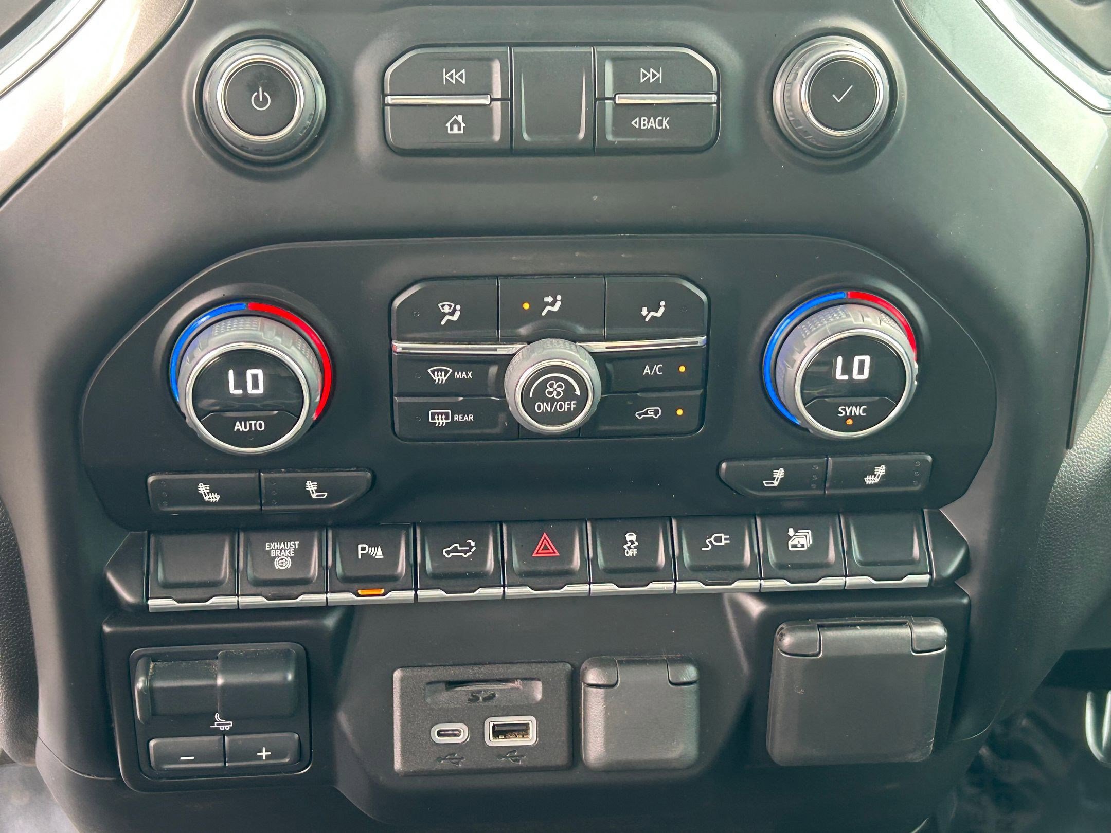 Used 2023 Chevrolet Silverado 2500 LTZ w/ Safety Package image 22