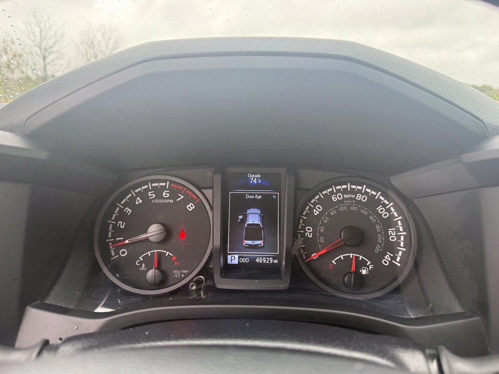 Used 2023 Toyota Tacoma SR AWD/4WD image 31