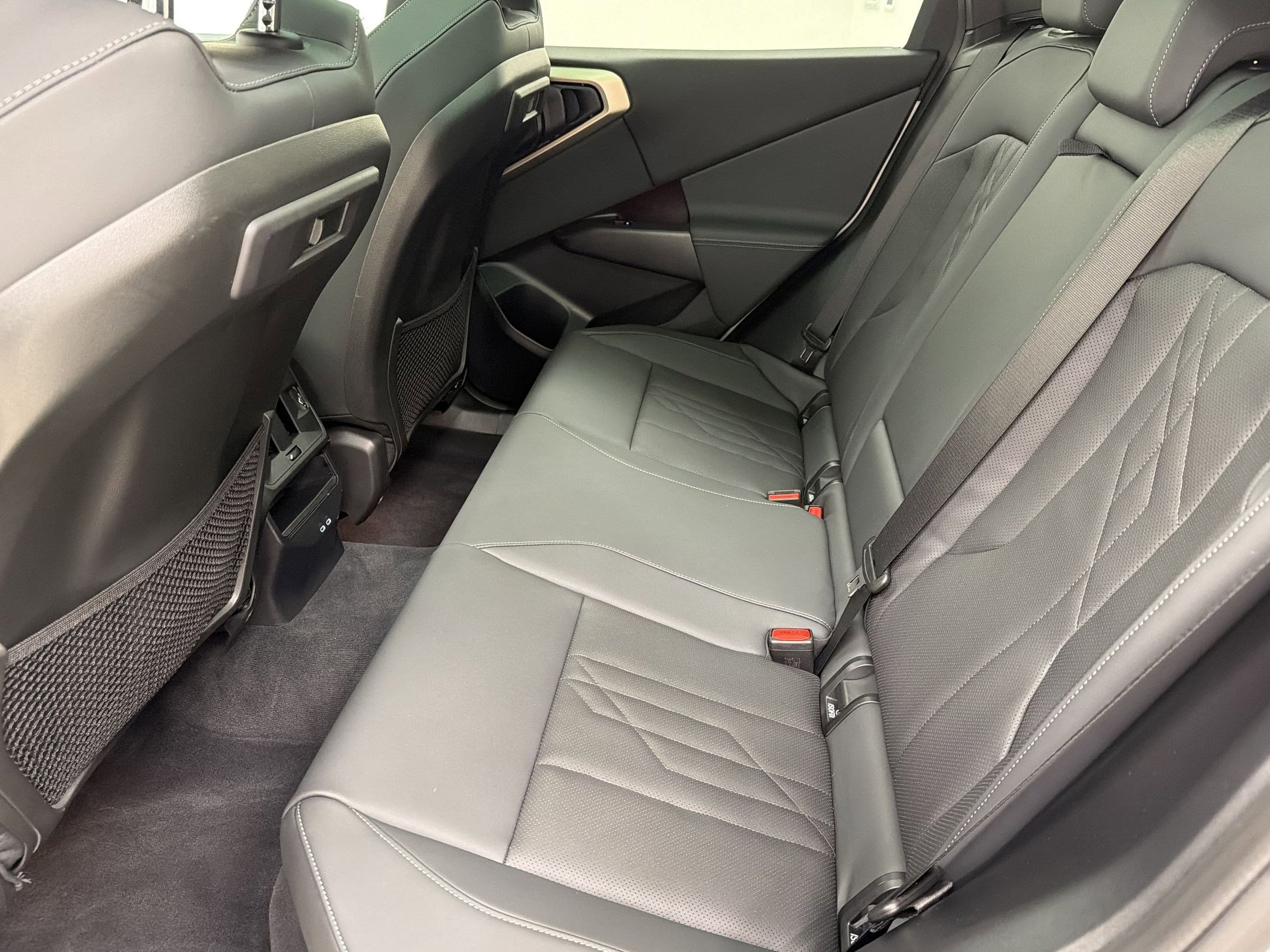 Used 2025 BMW X3 xDrive30i w/ Premium Package AWD/4WD image 15