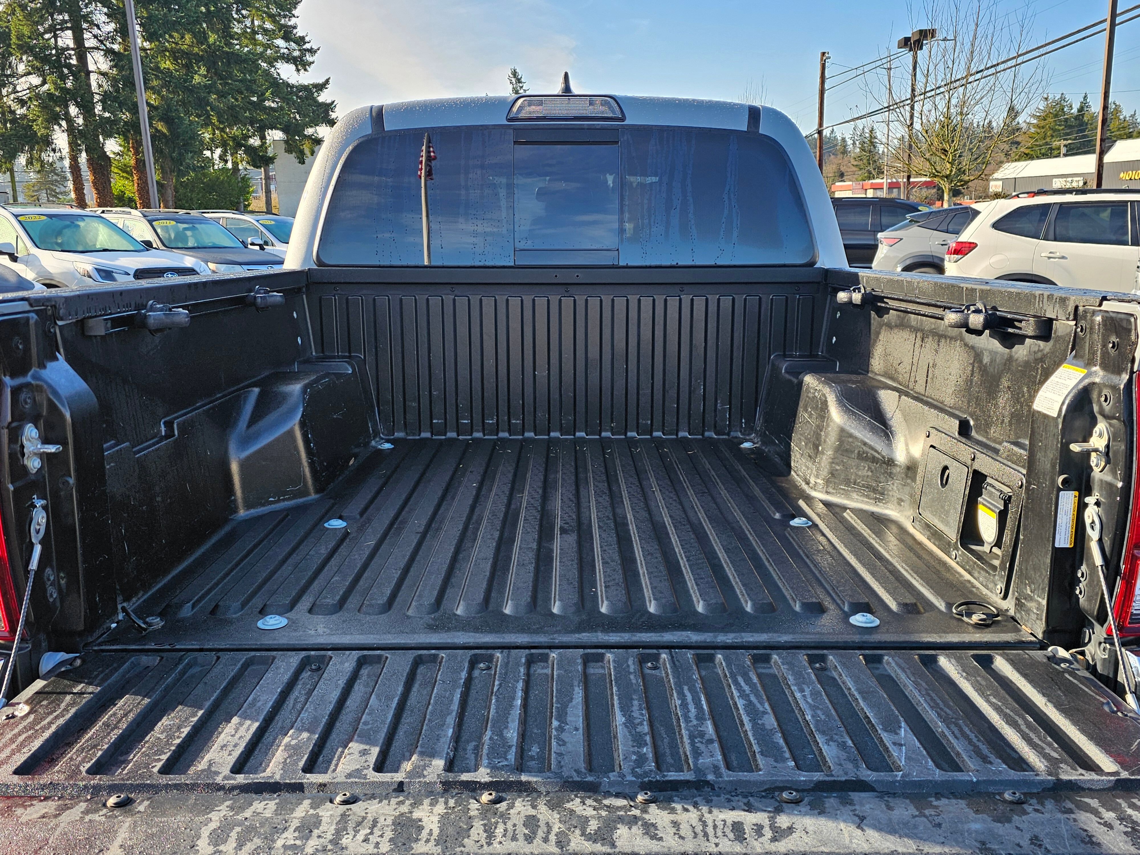 Used 2019 Toyota Tacoma TRD Off-Road image 15