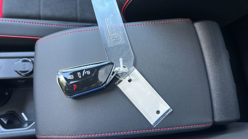 New 2026 Volkswagen GTI SE FWD image 23