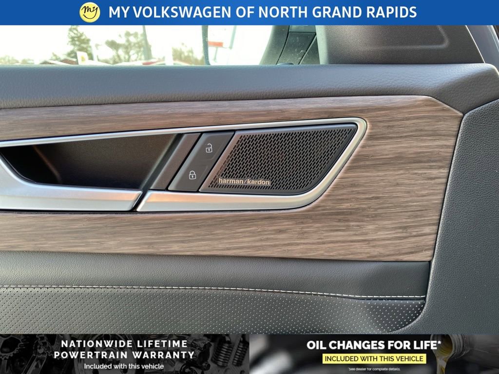 New 2026 Volkswagen Atlas SEL Premium R-Line image 7